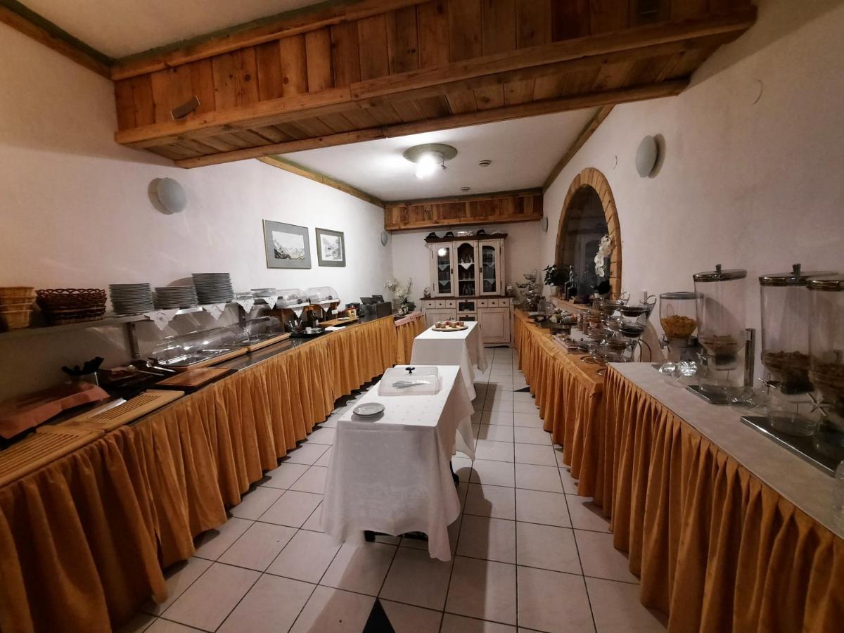Jeseník Hotel Koruna מראה חיצוני תמונה