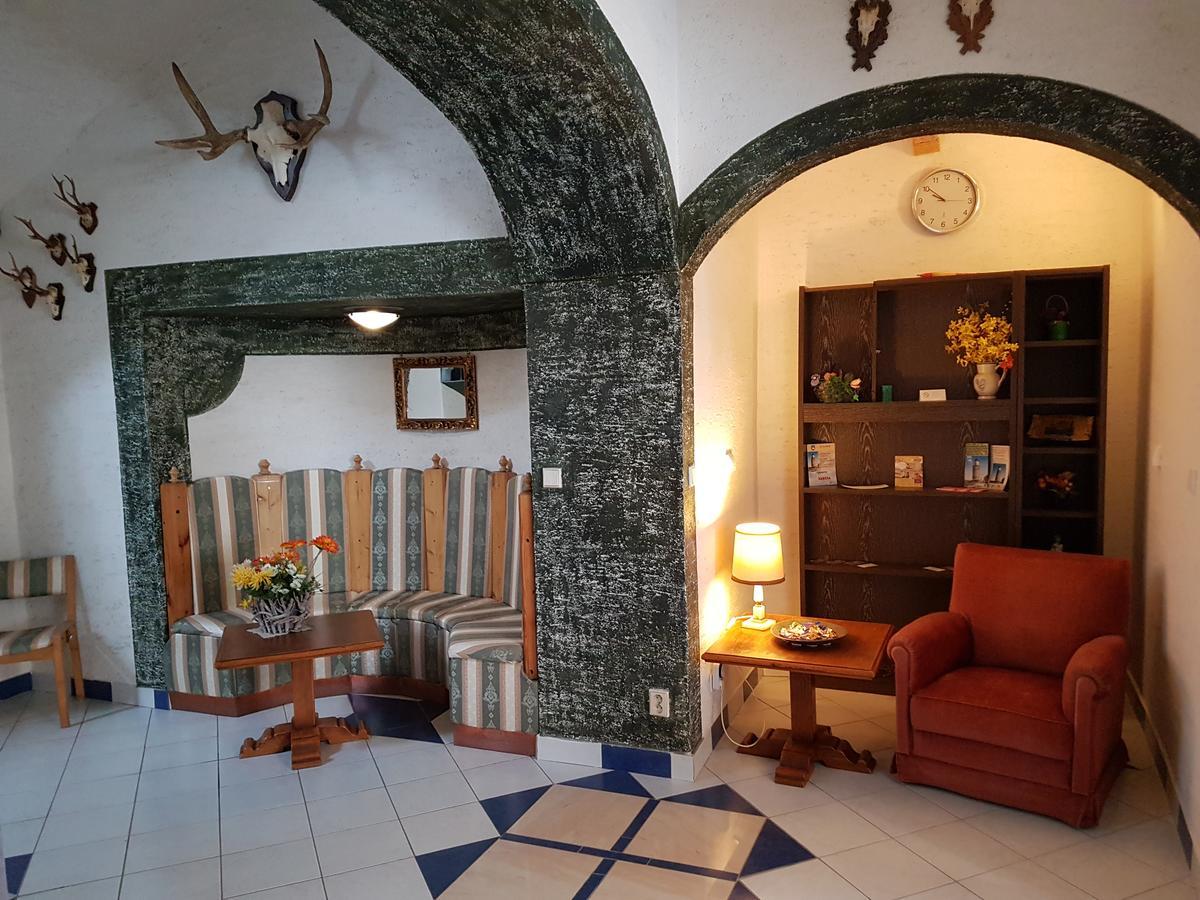 Jeseník Hotel Koruna מראה חיצוני תמונה